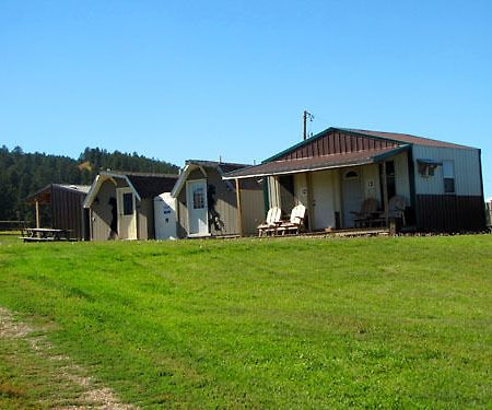 Hotel Suzies Camp Sturgis Exterior foto