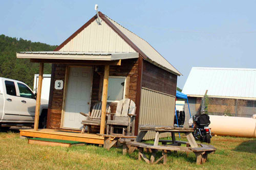 Hotel Suzies Camp Sturgis Exterior foto