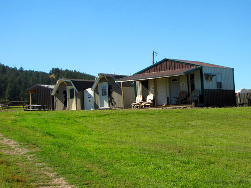 Hotel Suzies Camp Sturgis Exterior foto